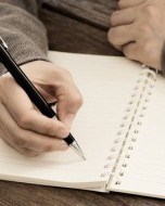 屹组词组(屹组词组和拼音怎么写的呀怎么读)