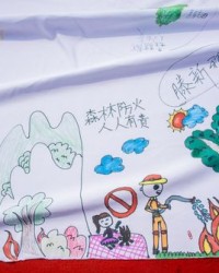 义卖的卖怎么组词