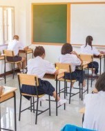 钢琴的琴怎么组词(钢琴的琴怎么组词和拼音)