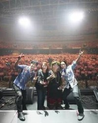 脱怎么组词(袄组词)