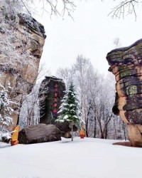 冰雪的这个冬怎么组词