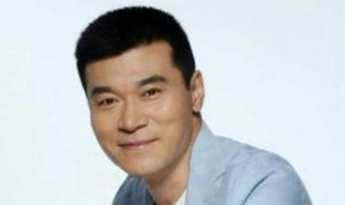 请怎么组词显得尊重他