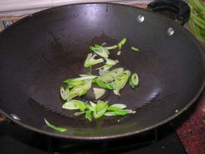 小度炒菜的炒怎么组词