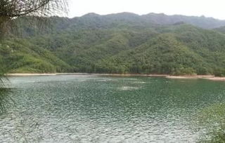 红湖水的湖怎么组词