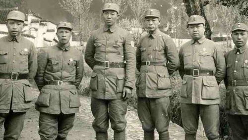 嗯他们的他怎么怎么组词