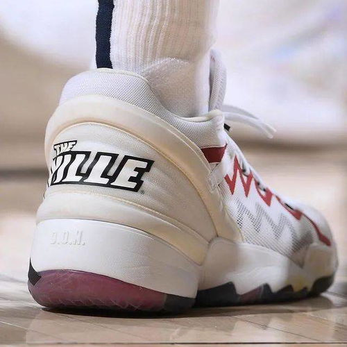 倾斜的鞋还可以怎么组词