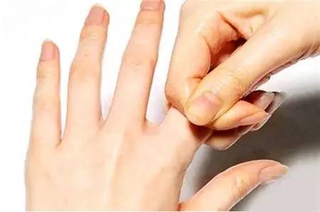 手指甲的脚怎么组词