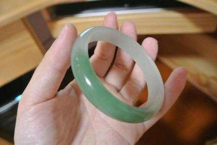 一玉怎么组词 一玉怎么组词