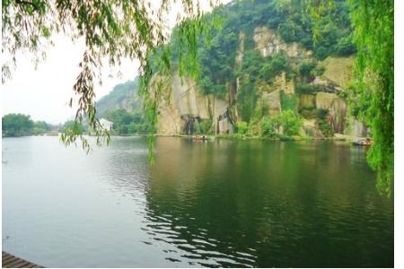 潋滟潋怎么组词 潋滟潋怎么组词