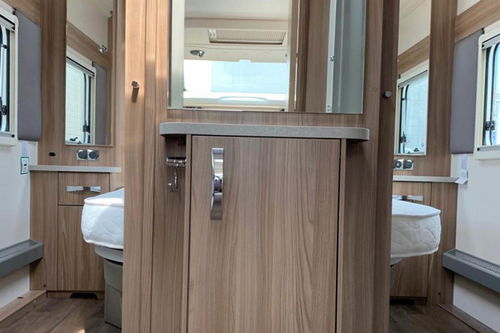 车厢的床怎么组词