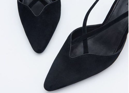 斜着的鞋怎么怎么组词