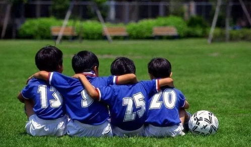 足球的主人怎么组词