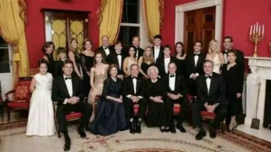 是族的族怎么组词 是族的族怎么组词