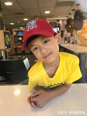 亮组词造句(漂漂亮亮组词造句)