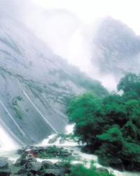 瀑布组词(望庐山瀑布组词)