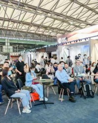 拉手的拉组词(拉手的拉组词组词)